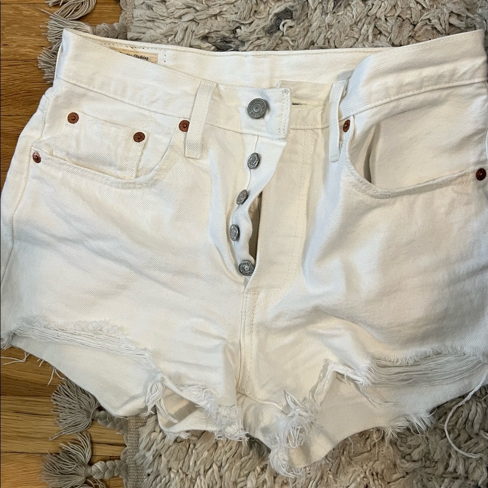 Levi’s 501 Short-White